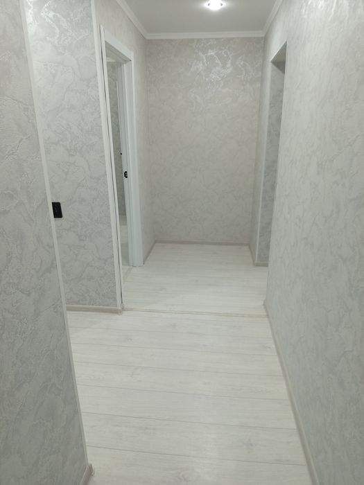 Поклейка обоев быстро качественно недорого