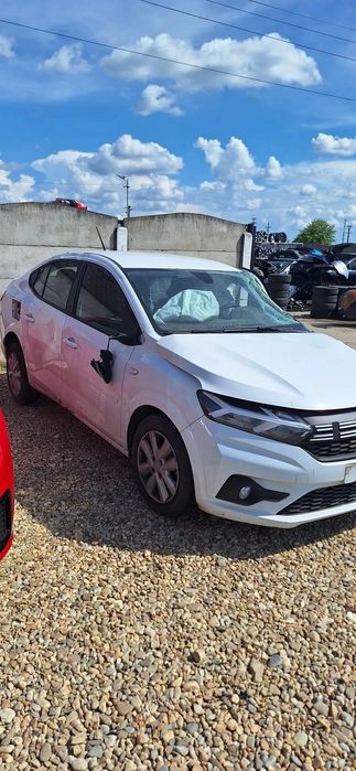 Dezmembrari  Dacia Logan berlina an 2023