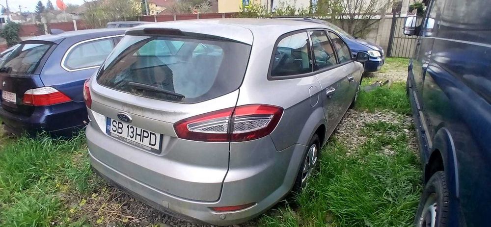 FORD Mondeo 2011 — imagine 2