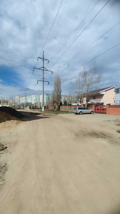 Продам коттедж в  центре города в 12 мкр