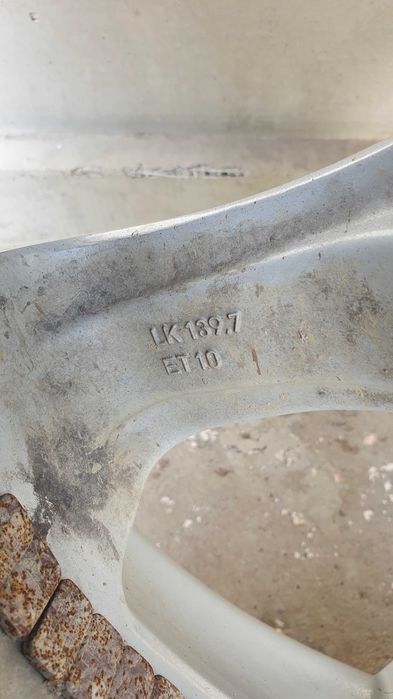 Roti 6x139.7 R18 Rial Oem Mitsubishi/Nissan