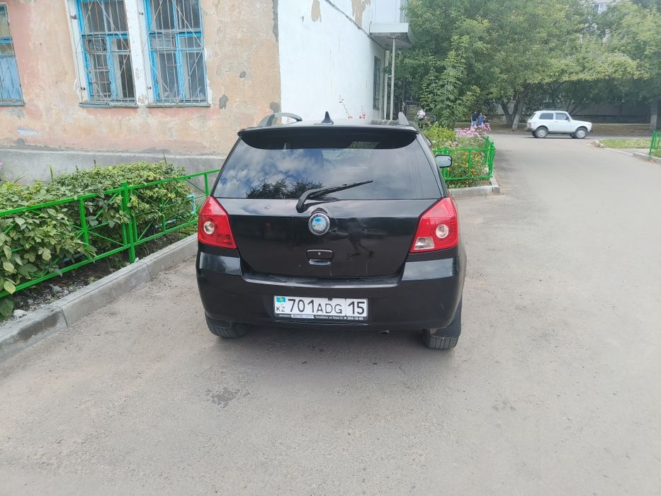 Geely mk cross 2013 года 1.5