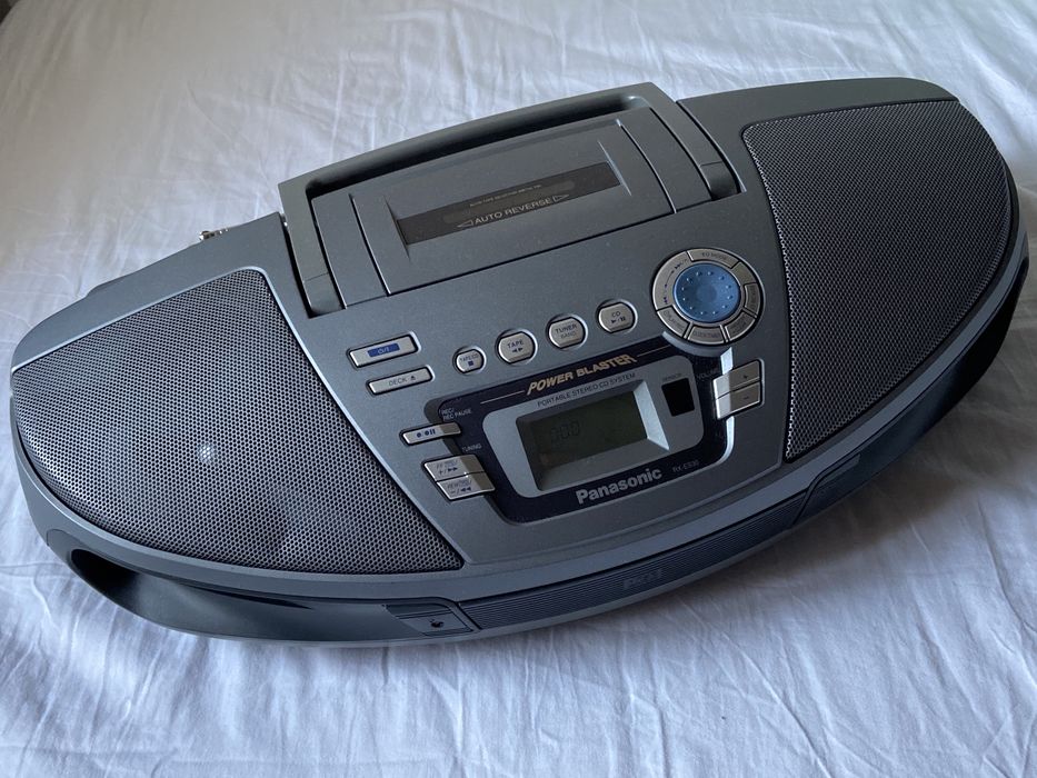 Radio-CD cu caseta Panasonic RX-ES30, stare exceptionala.