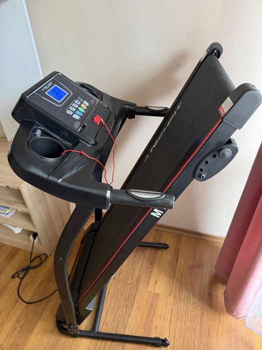 Бягаща пътека TECHFIT