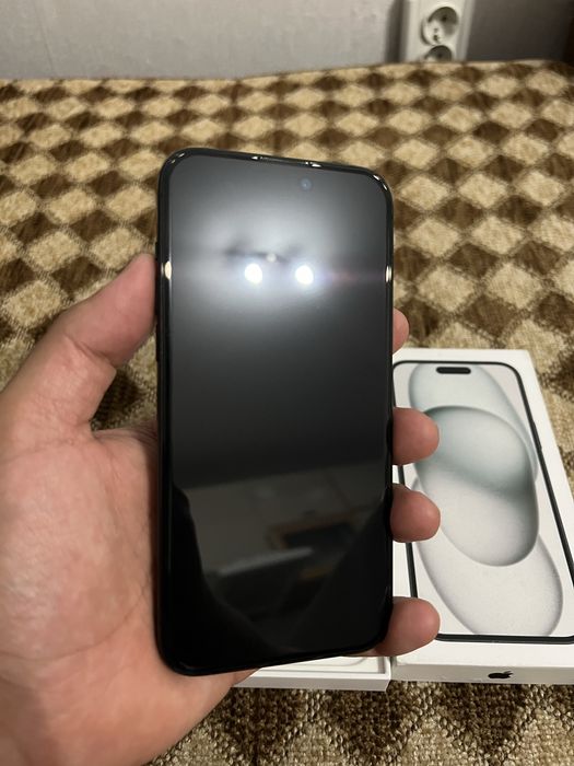 Продам iPhone 15 Plus 128gb