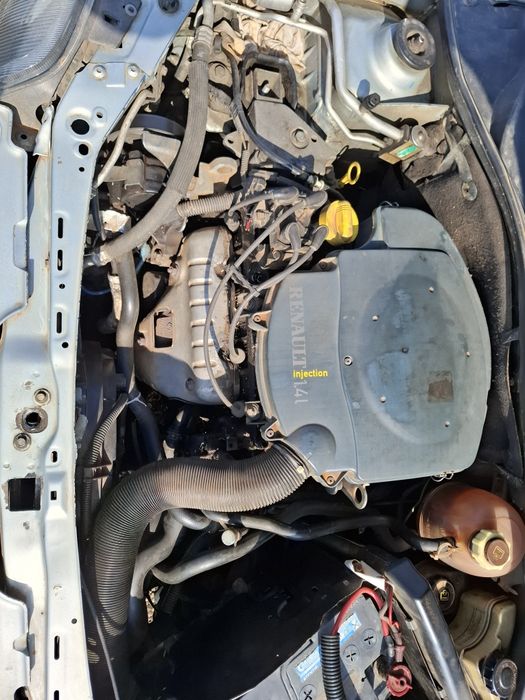 Elemente Caroserie Renault Clio Sedan/Symnol 1.4i