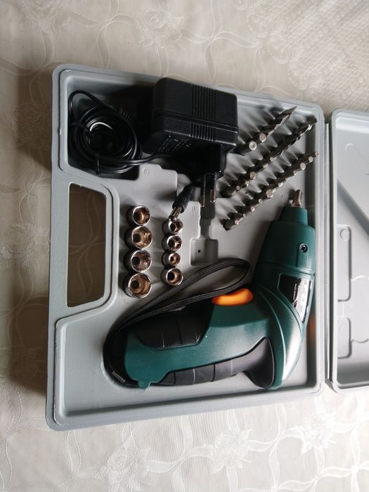 Шуруповёрт маленький