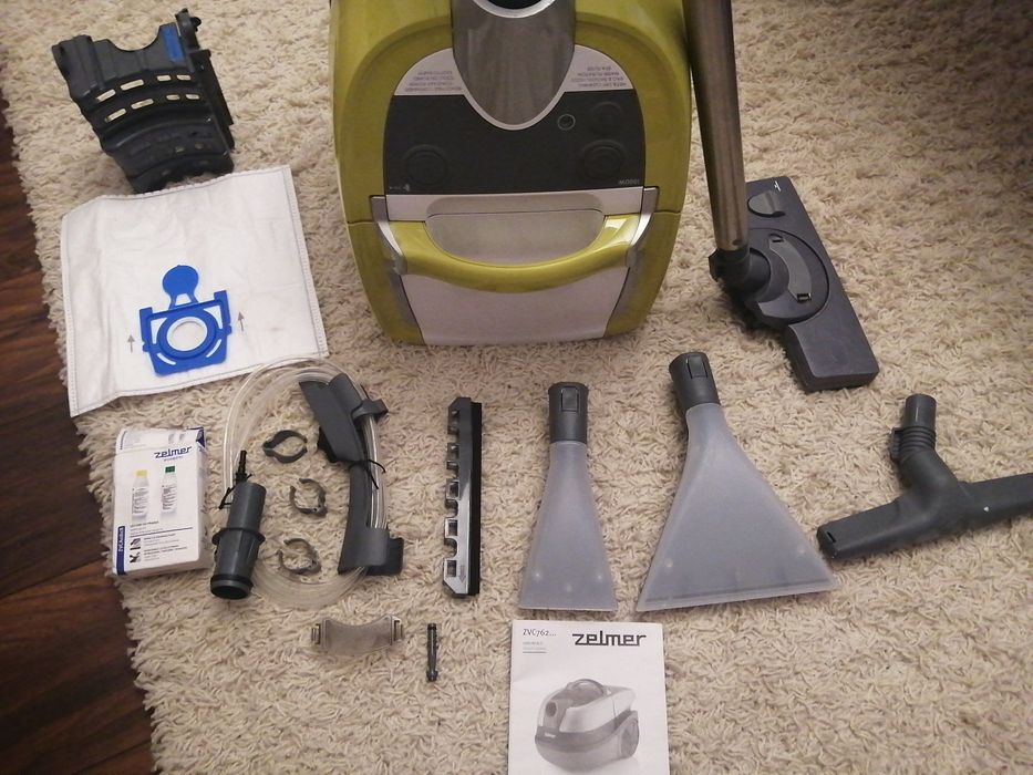 Aspirator cu spălare Zelmee ZVC762ZK