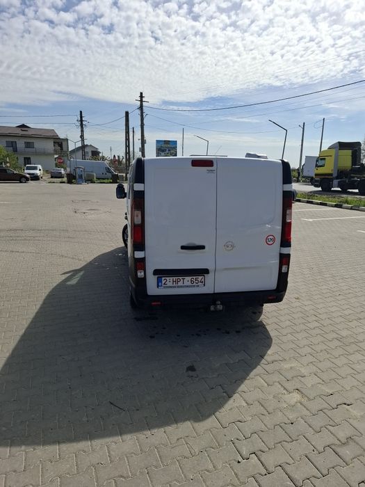 Opel vivaro 2019