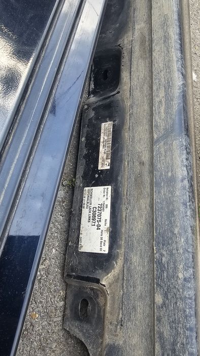 Предна  броня и прагове бмв ф 11