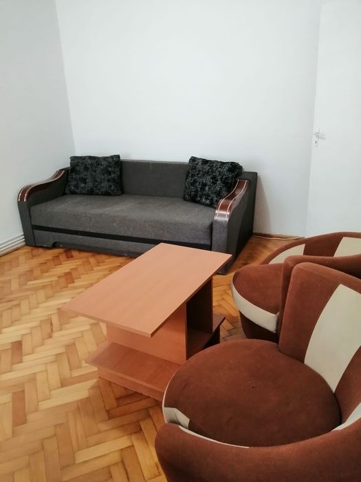 Garsonieră de închiriat pe Cutezanței ( lângă Negoiului )