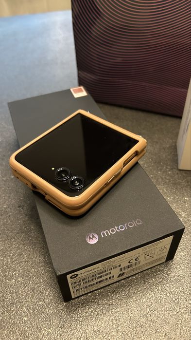 Motorola Razr 50 Ultra, Mocha Mousse