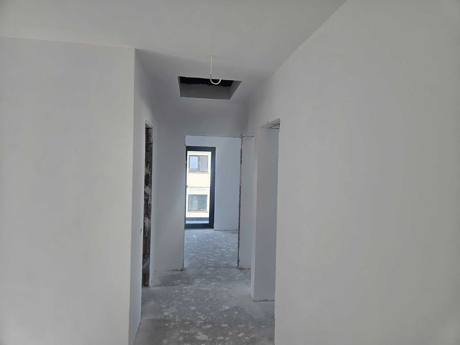 Persoana fizica vand casa