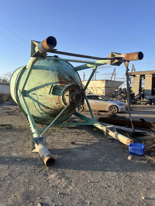 Продам силос для цемента