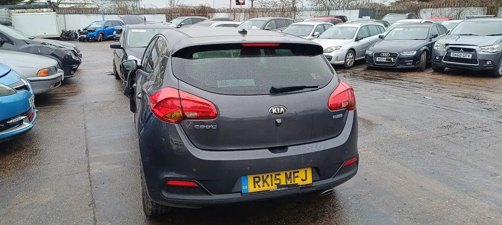 Dezmembrari / Dezmembrez Kia Ceed (JD) [Fabr 2012-2018] 1.6 CRDi D4FB cutie viteze manuala cod culoare Dark Metal