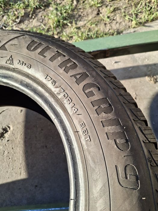 4 Anvelope de iarnă 175 70 r14 Goodyear