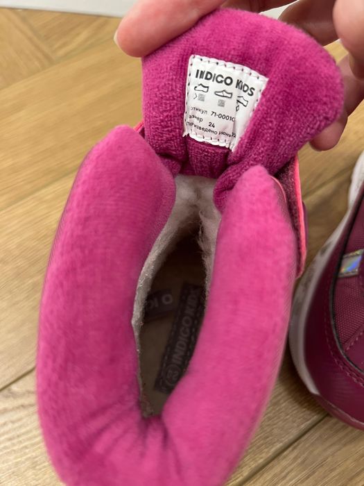 Разная обувь для девочки