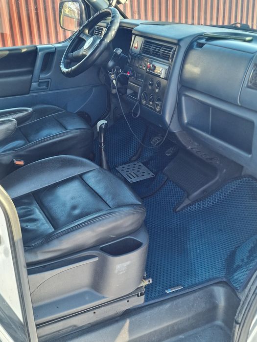 Volkswagen Caravelle T4