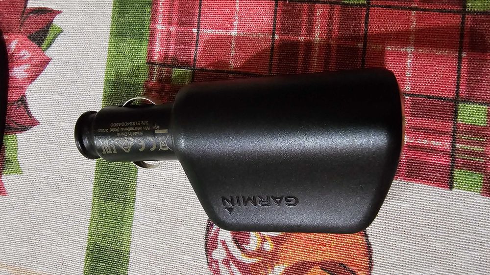 Оригинален адаптер за запалка за камион на Garmin с 2-ва USB-A порта