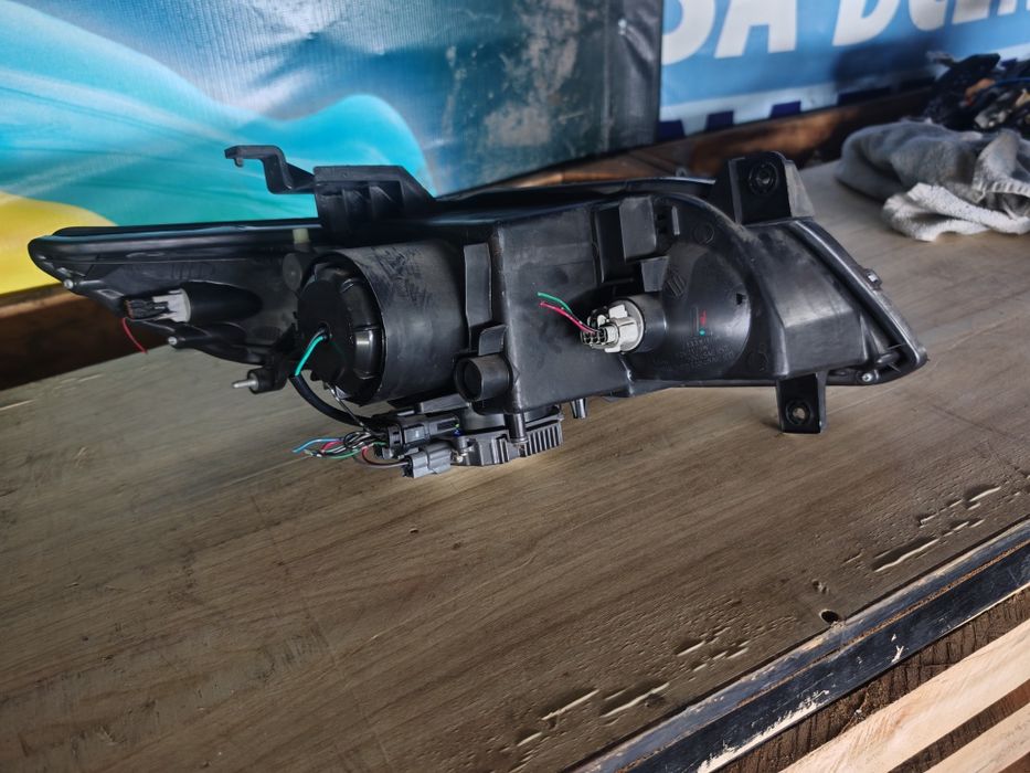 Ляв фар за infinity fx 35 xenon