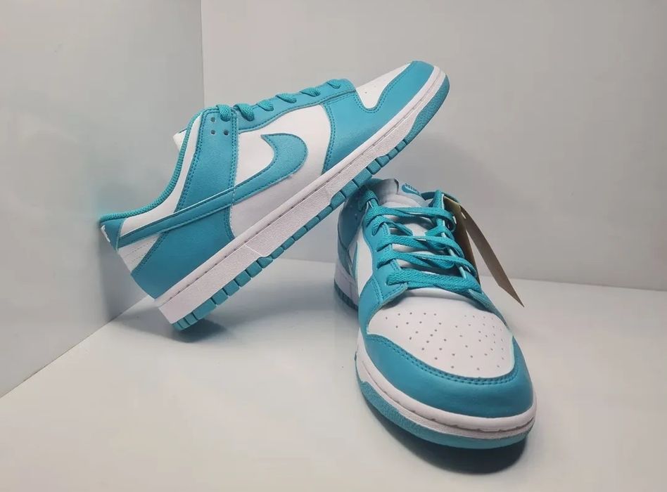 Кецове Nike Dunk Low

Чисто нови с кутия.

Размер 44 стелка 28.5 см.

Цена 70 евро.