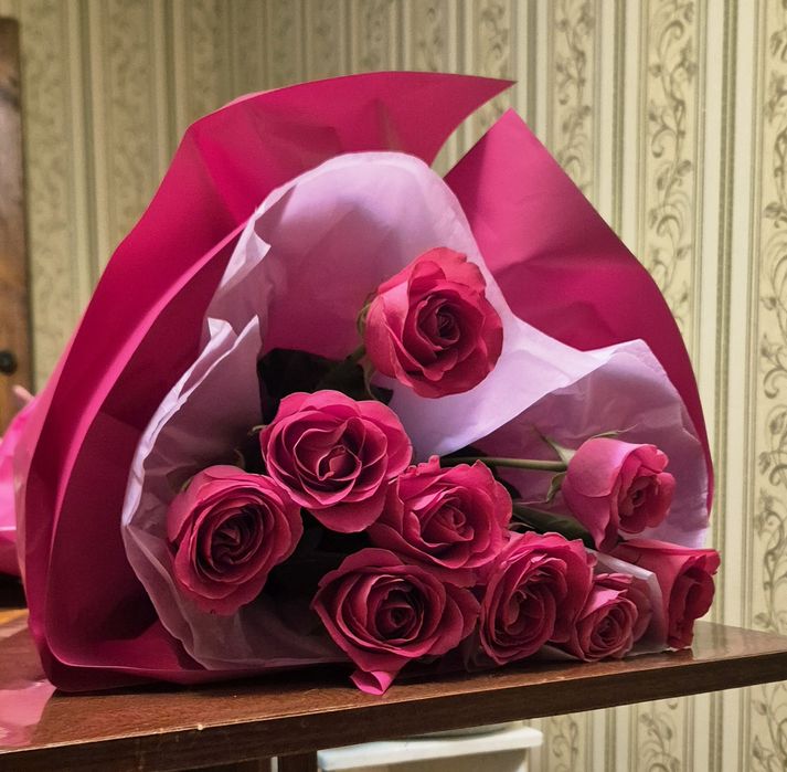 Срочно Цветы на подарок девушке срочно