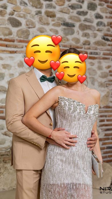 Продавам бална рокля