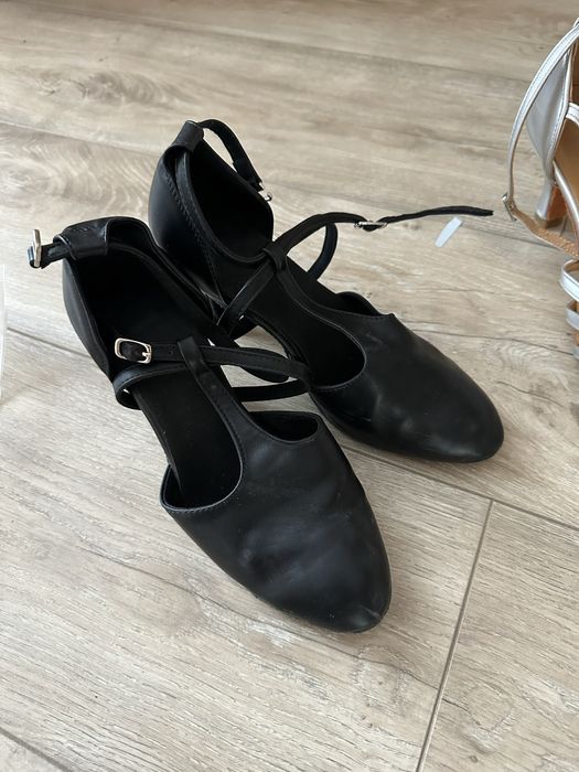 Туфли для танцев