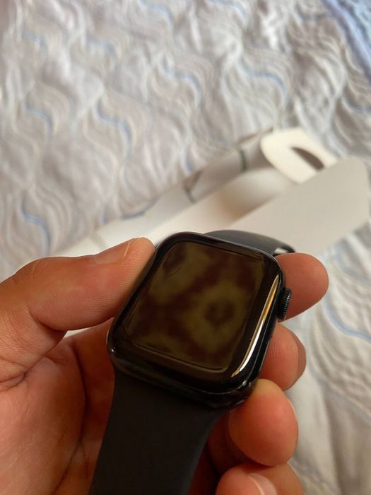 Apple watch 8 41mm sotiladi