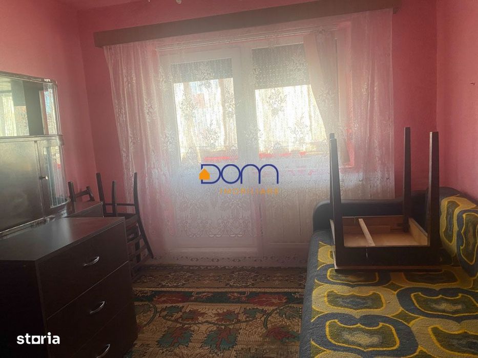 Apartament 4 camere decomandat, Pipirig