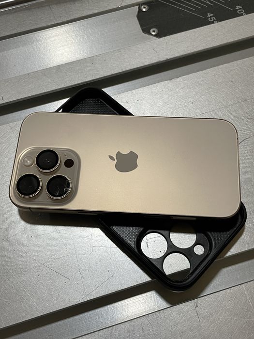 iPhone 16 pro 128 гб