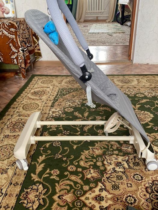 Шезлонг хорошый.