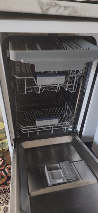 Посудомоечная машина