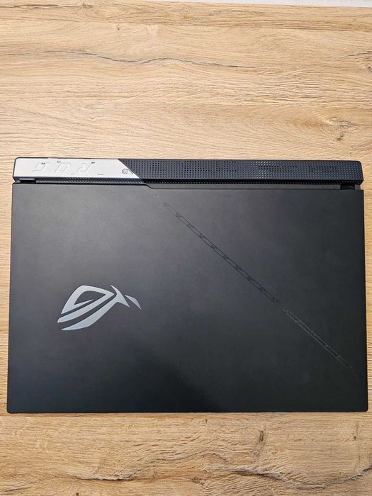 Laptop Gaming ASUS ROG Strix SCAR 17 G733ZW