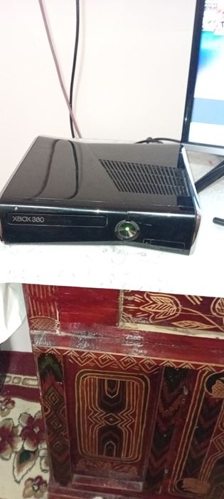 Xbox 360 Slim sotiladi