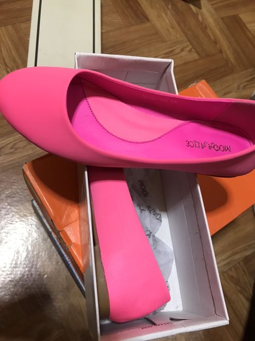 Балетки новые 35 р