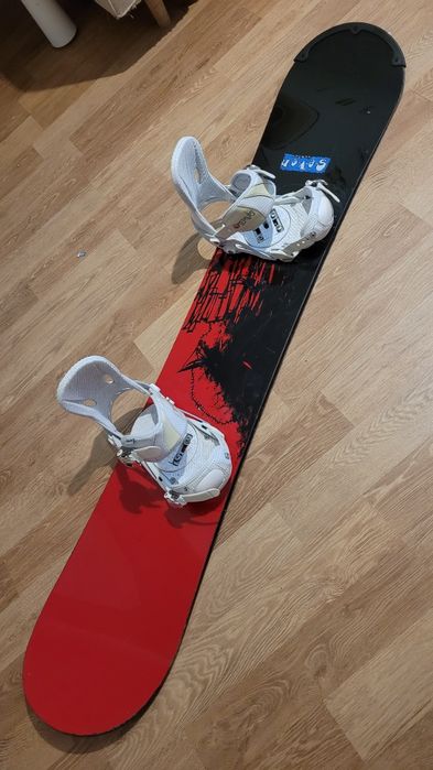 Placa snowboard BURTON 150 cu legături FORUM