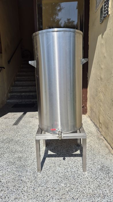 Нов съд 100 литра от неръждаема стомана