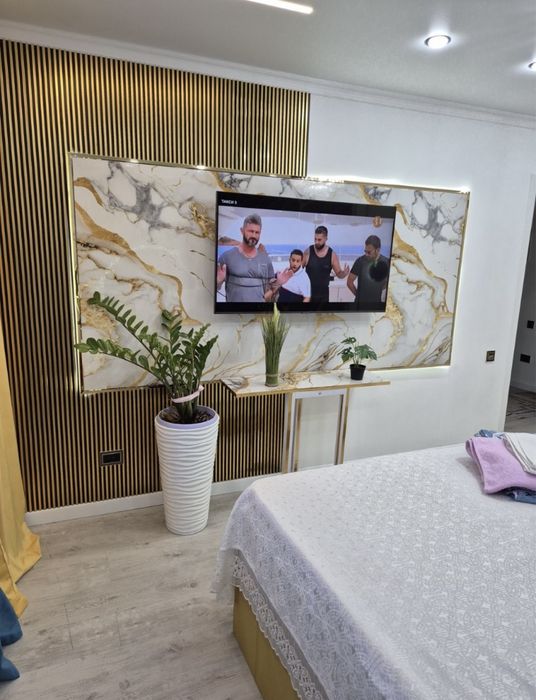 Сдам 2х комн посуточно центр ,жд