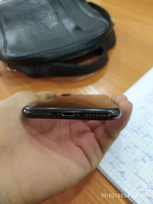 iPhone X LL/A hamma narsasi radnoy