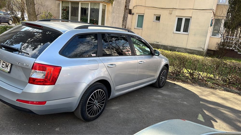 SKODA Octavia 2013 — imagine 2
