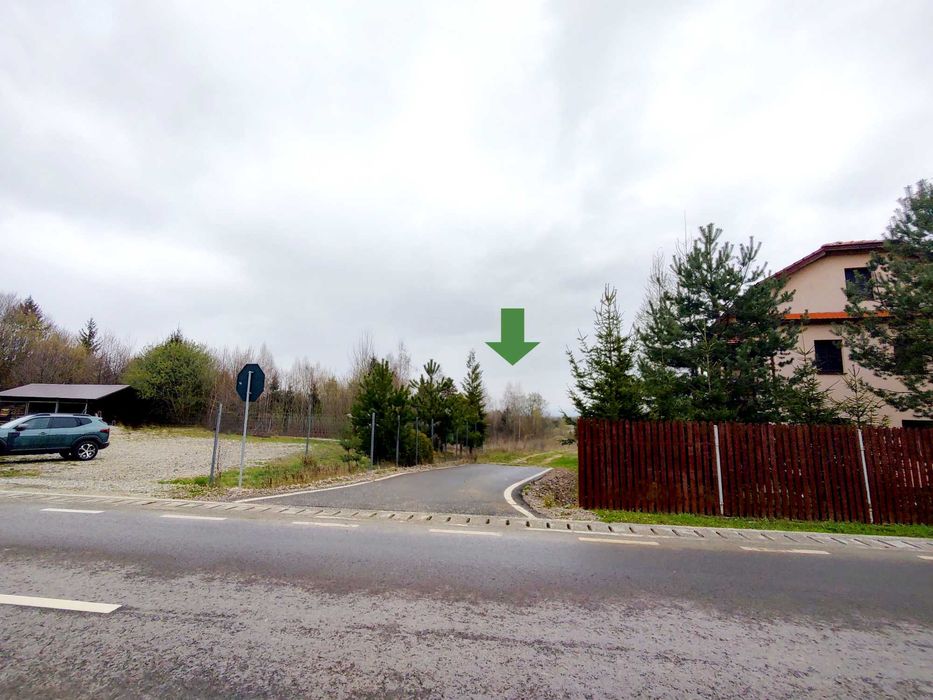 Teren Superb la Munte, Drăguș (BV) – Țara Făgărașului, zonă turistică, cu pârău, lângă Pârtia de Ski, Aventura Parc & Pizza Drăgus - 1000mp