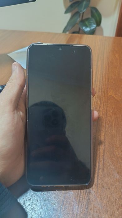 HTC e4+ holati yaxshi