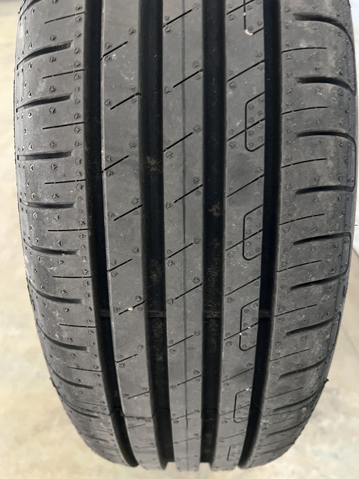 GOODYEAR Efficientgrip Performance 205/60/R16 92V