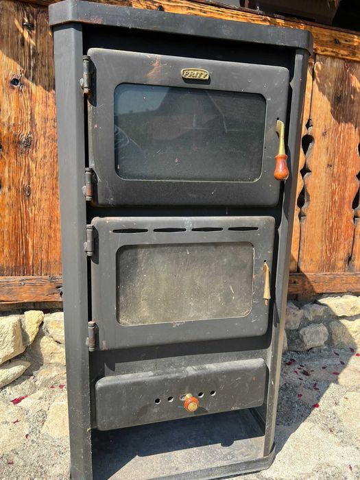 Semineu pe lemne, brichete, carbune, metalic, Prity FM, cu plita si cuptor, negru, 12 kW, 2 kg/h, 490 x 460 x 930 mm