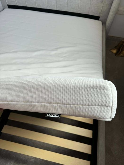 Нов матрак с размер 200/160/12 от ИКЕА