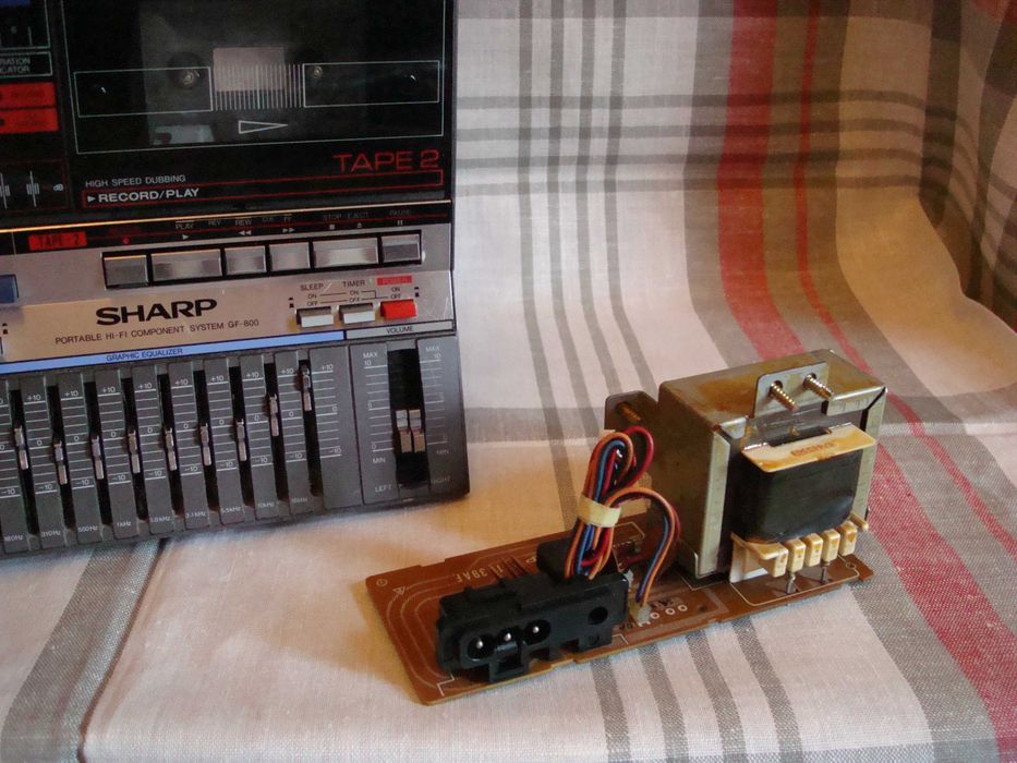 SHARP GF-800 z . Трансформаторы 2 шт. ориг.пр-во Япония .