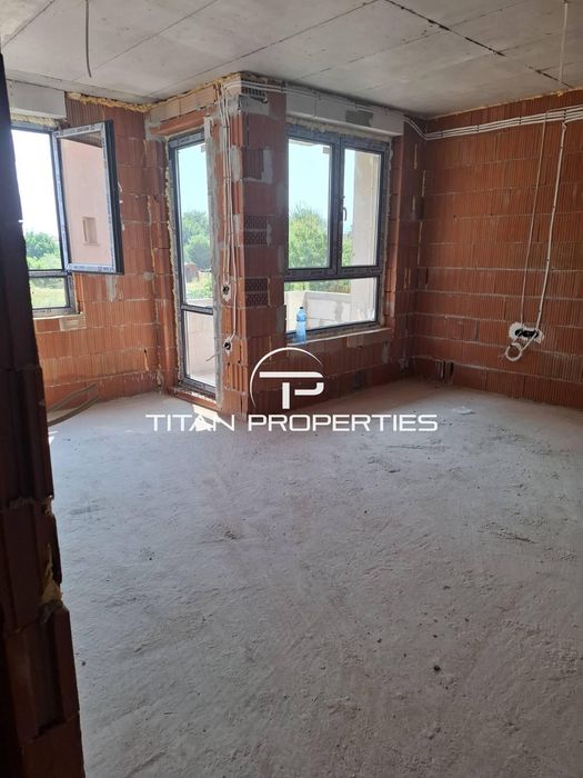 Двустаен апартамент за продажба в кв. Прослав