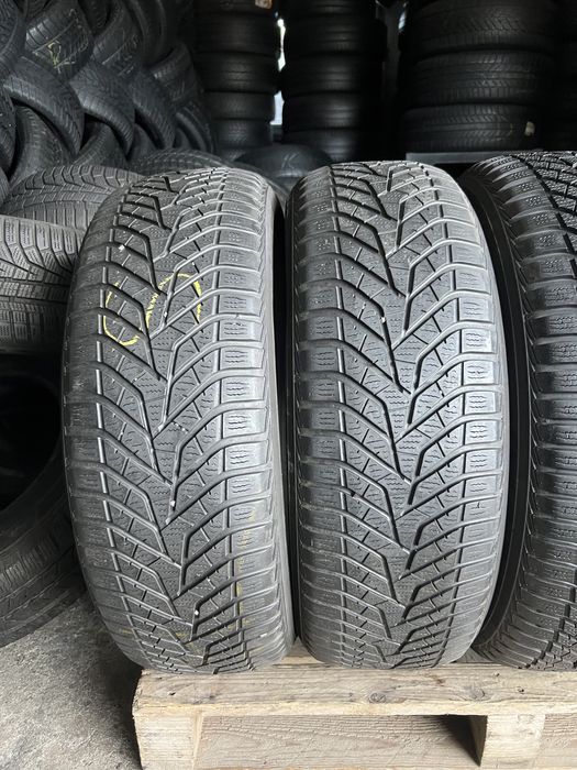4 anvelope de iarna 225/60/18 yokohama!