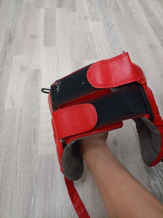 Продам шлем для бокса